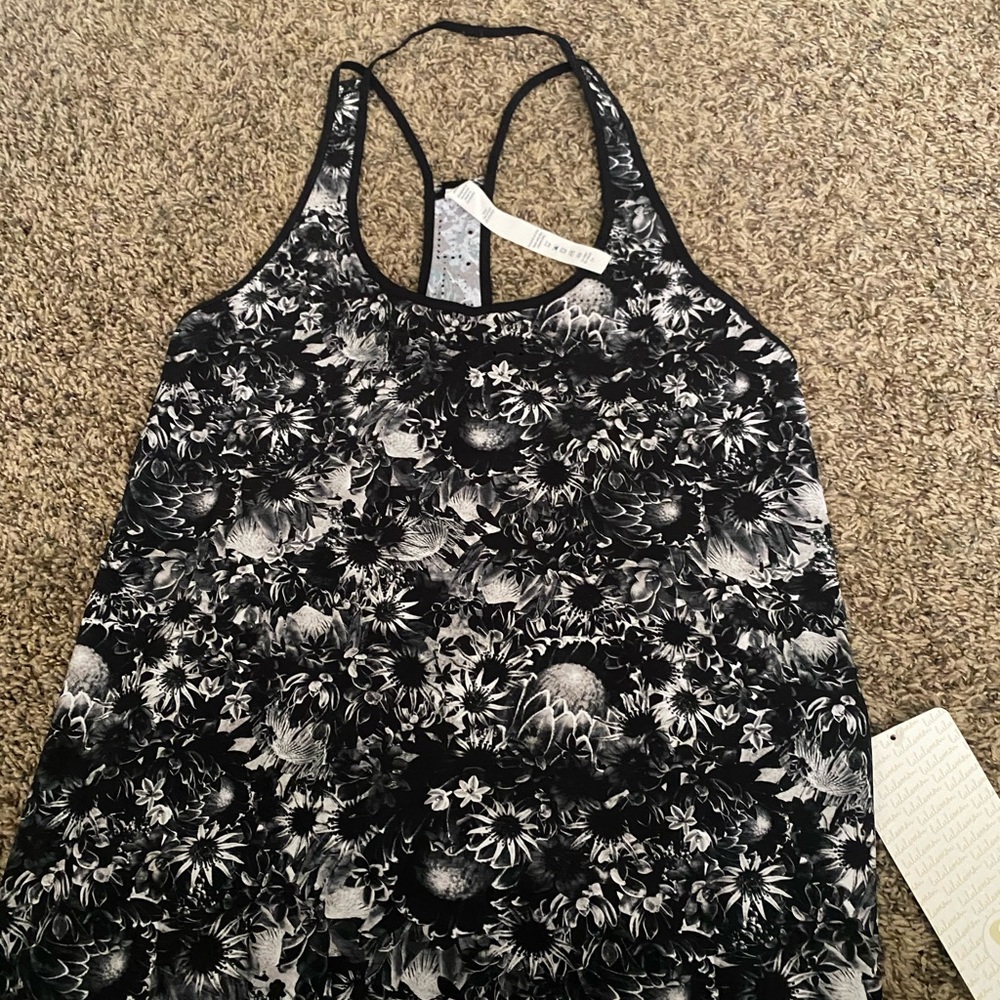 Lululemon Tank
